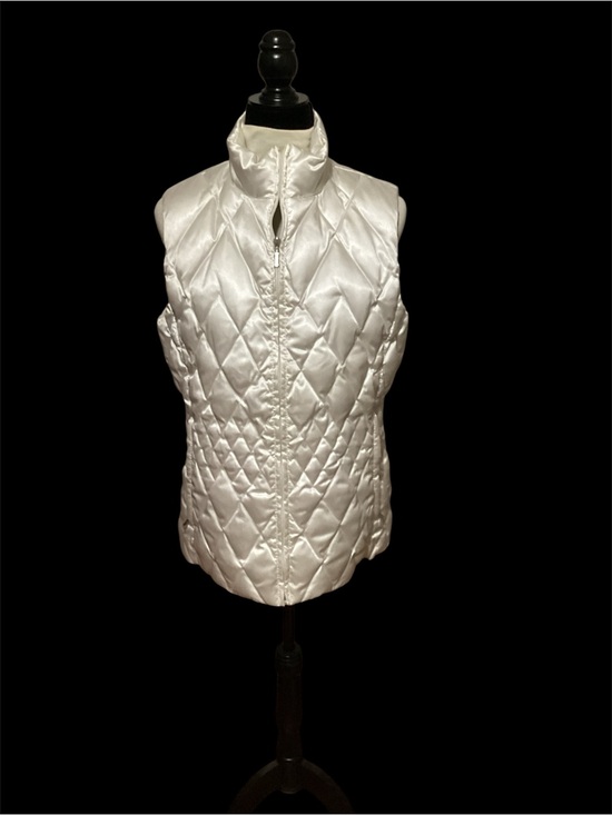 Lands' End Jackets & Blazers - Lands' End Cream Satin-Look Vest 10-12